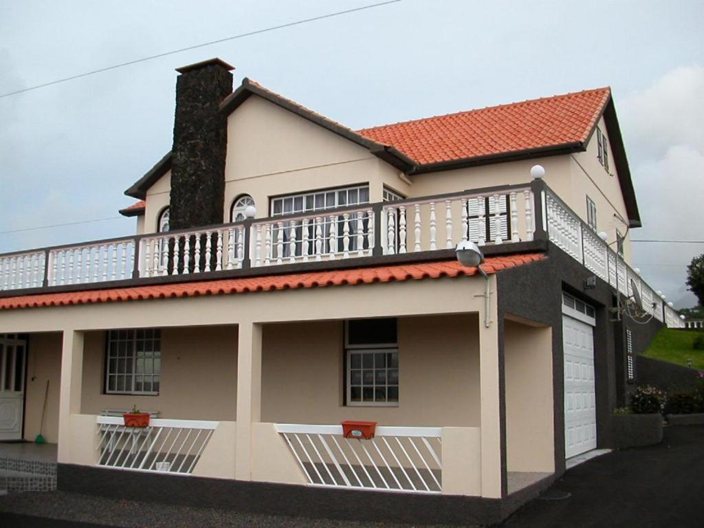 Moradia Familiar Novavista - T3 Pansiyon Madalena  Dış mekan fotoğraf