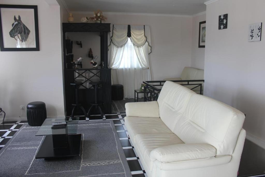 Moradia Familiar Novavista - T3 Pansiyon Madalena  Dış mekan fotoğraf